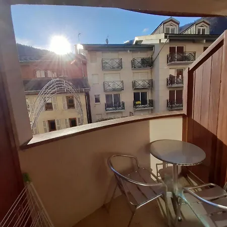 4 Pers Avec Balcon Et Wifi Au Centre-ville - Fr-1-512-278 Appartement Brides-les-Bains