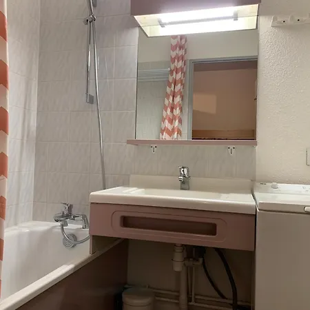 4 Pers Avec Balcon Et Wifi Au Centre-ville - Fr-1-512-278 Appartement