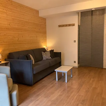 4 Pers Avec Balcon Et Wifi Au Centre-ville - Fr-1-512-278 Appartement