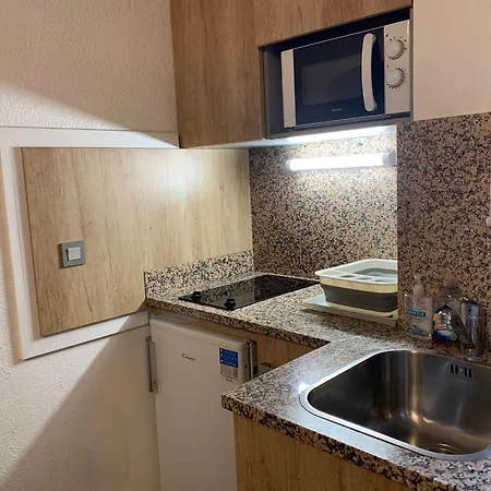 4 Pers Avec Balcon Et Wifi Au Centre-ville - Fr-1-512-278